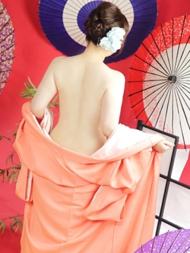 夏奈華（ななか）