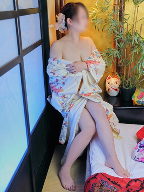 北九州・熟女専門処・紫蘭マダム 莉央（りお）