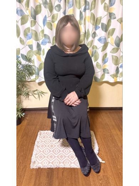 北九州・熟女専門処・紫蘭マダム 体験・文香（ふみか)