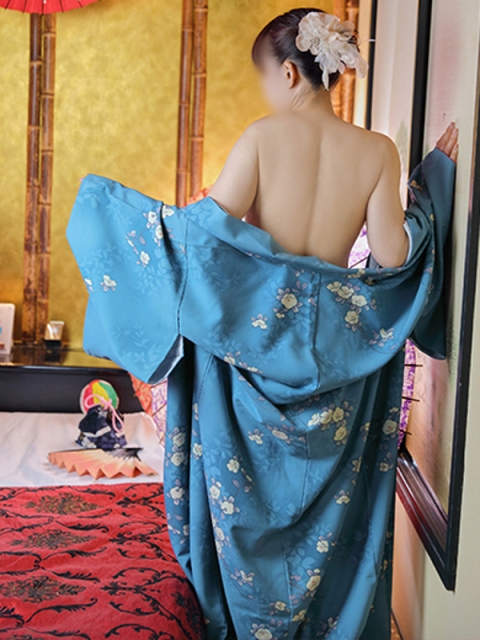 北九州・熟女専門処・紫蘭マダム 美菜（みな）さん